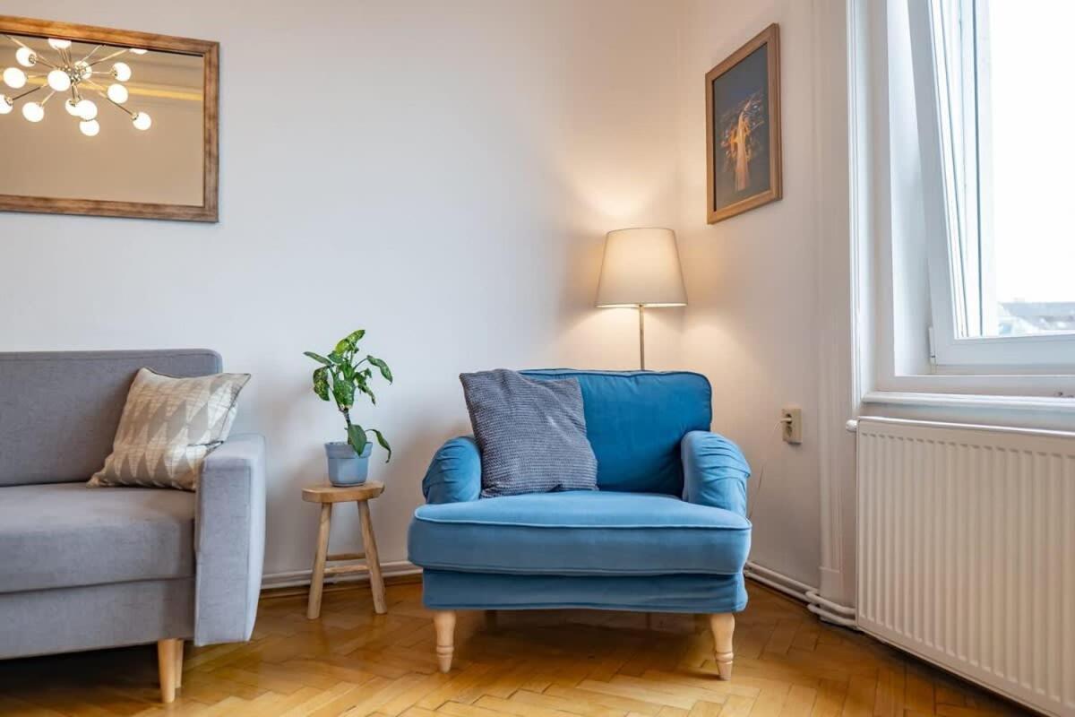Chic Central Flat With River View 布达佩斯 外观 照片
