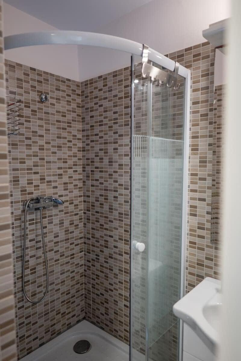 Chic Central Flat With River View 布达佩斯 外观 照片
